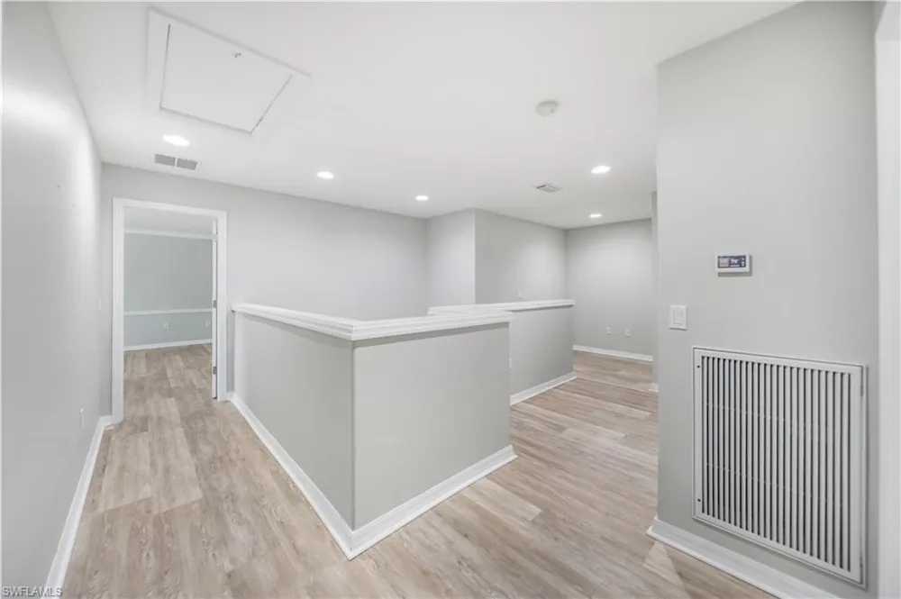 2133 Fairmont Lane Naples, FL 34120