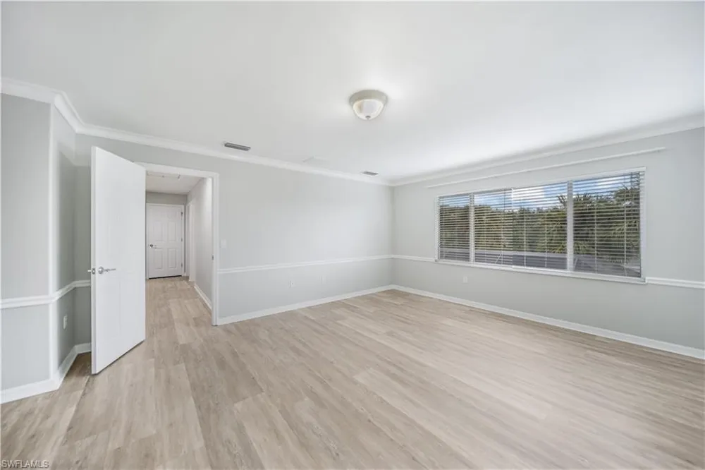 2133 Fairmont Lane Naples, FL 34120