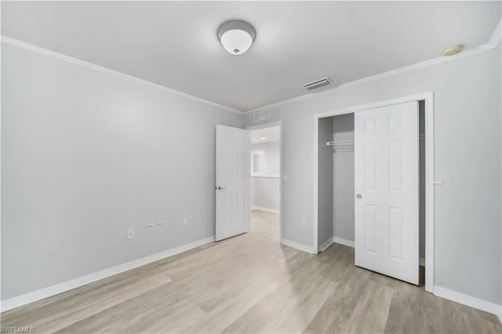 2133 Fairmont Lane Naples, FL 34120