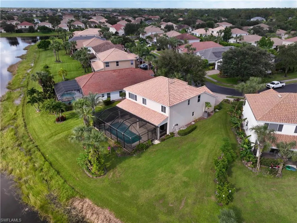 2133 Fairmont Lane Naples, FL 34120