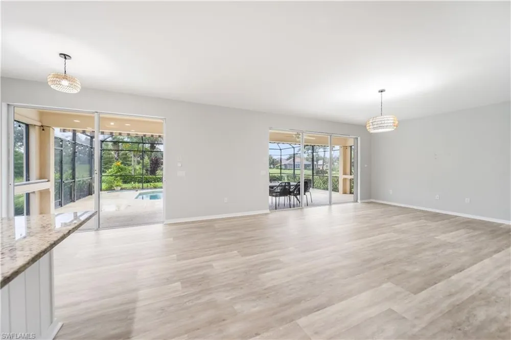 2133 Fairmont Lane Naples, FL 34120