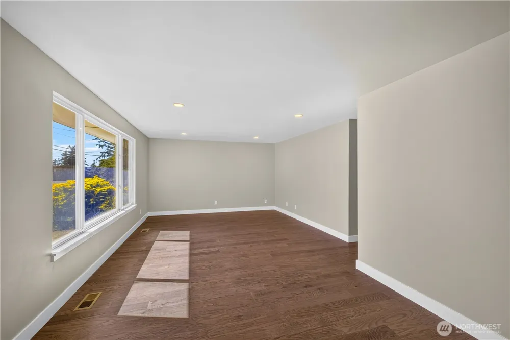 1550 NE 8th Avenue Oak Harbor, WA 98277