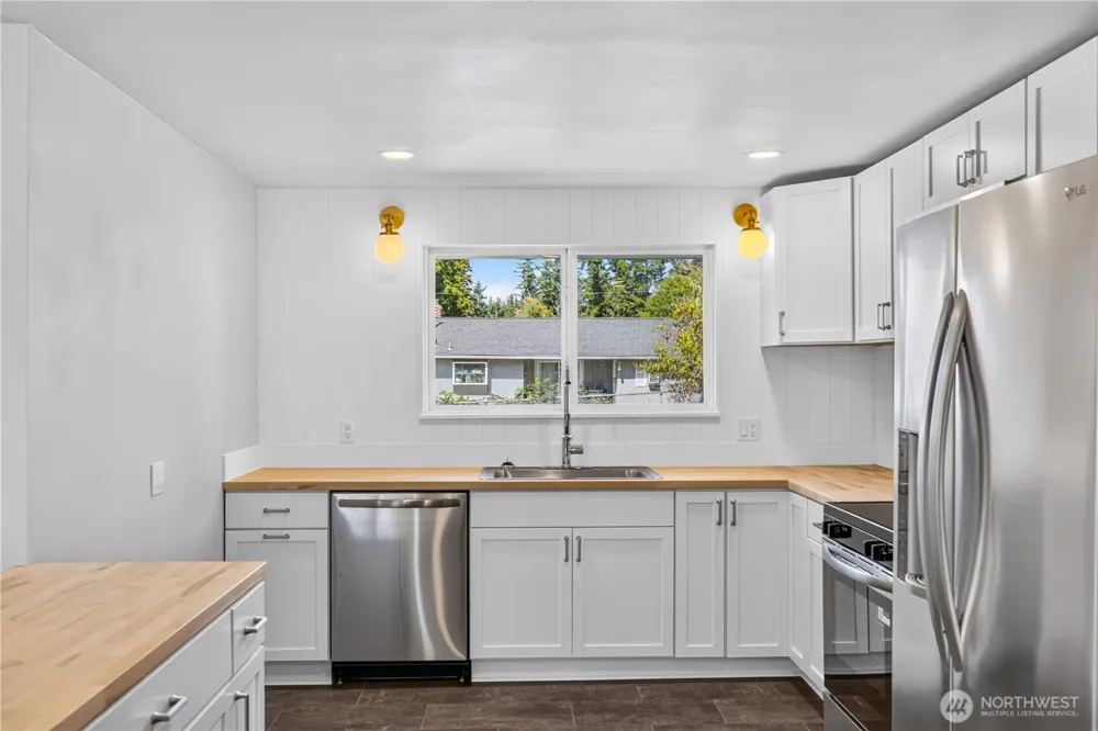 1550 NE 8th Avenue Oak Harbor, WA 98277