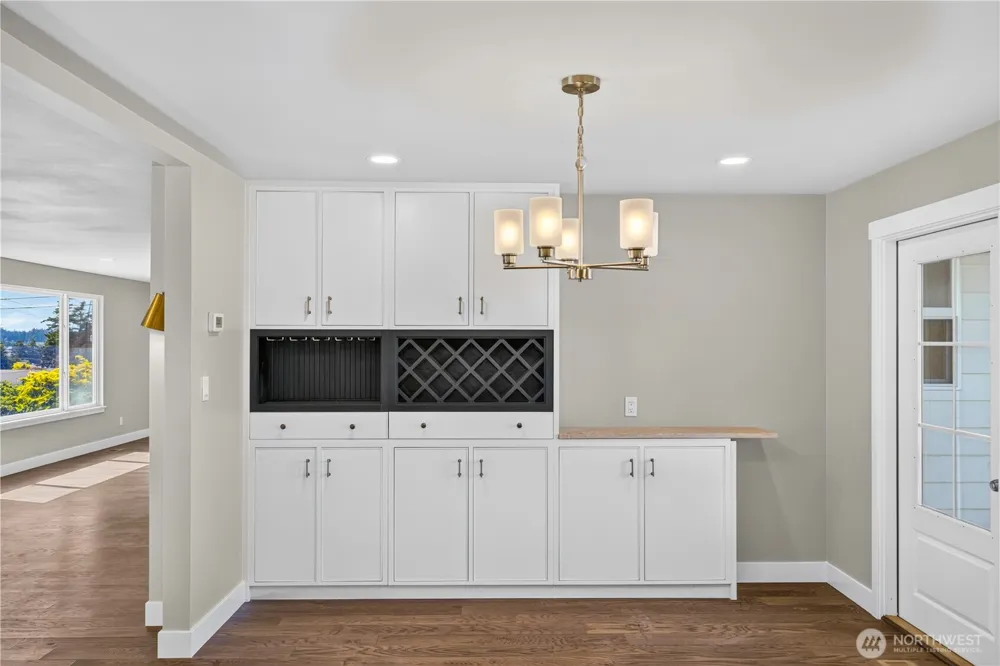 1550 NE 8th Avenue Oak Harbor, WA 98277