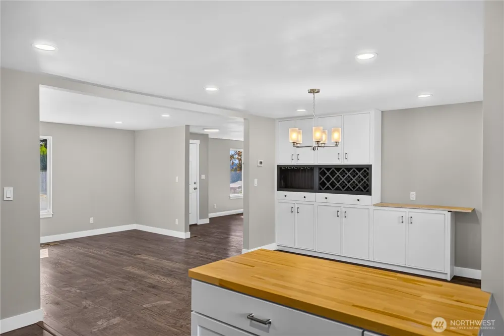 1550 NE 8th Avenue Oak Harbor, WA 98277