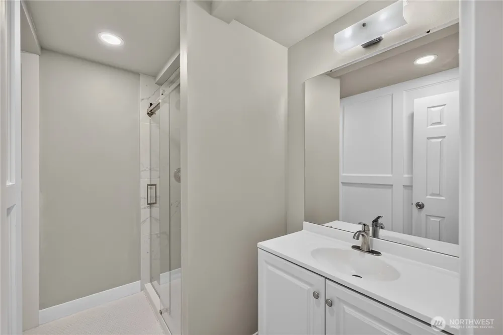 1550 NE 8th Avenue Oak Harbor, WA 98277