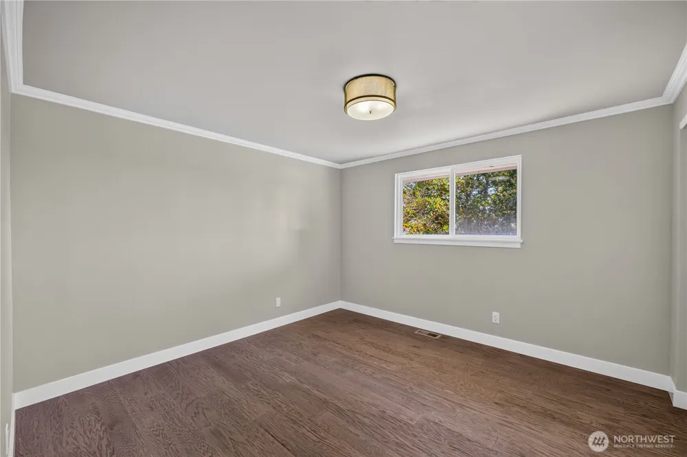 1550 NE 8th Avenue Oak Harbor, WA 98277