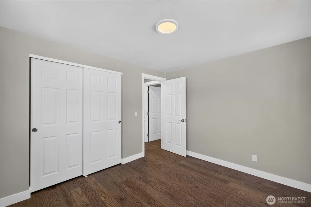 1550 NE 8th Avenue Oak Harbor, WA 98277