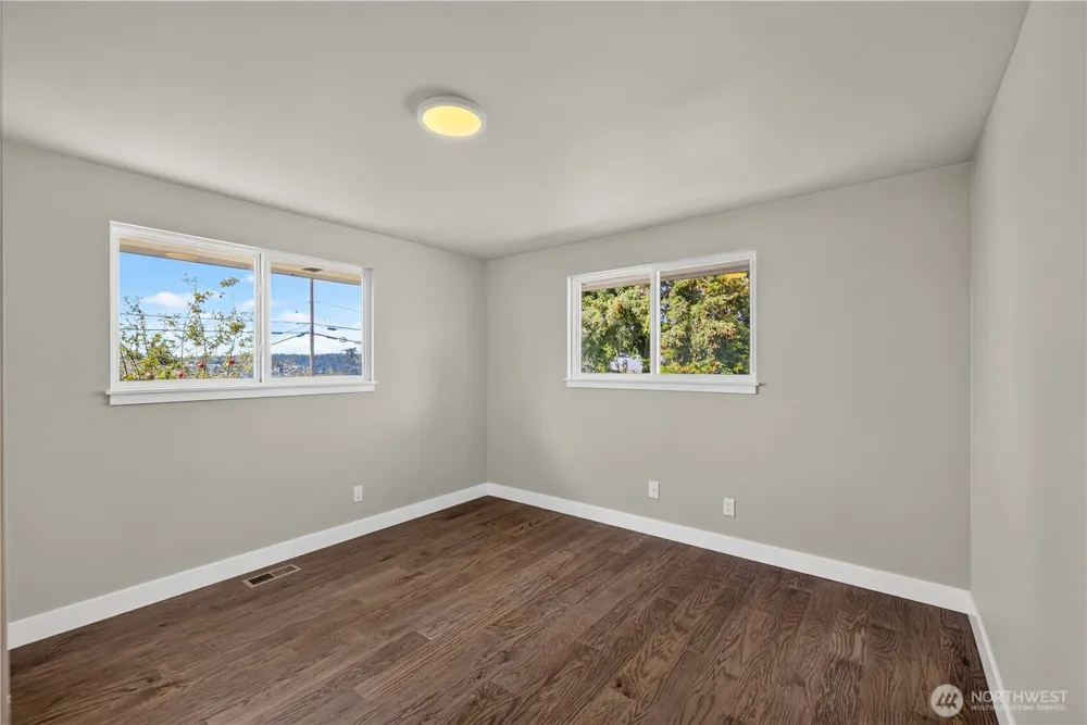 1550 NE 8th Avenue Oak Harbor, WA 98277