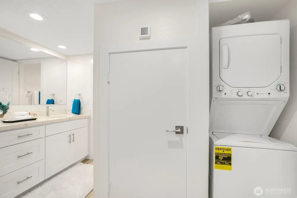 11510 NE 128th Street #2 Kirkland, WA 98034