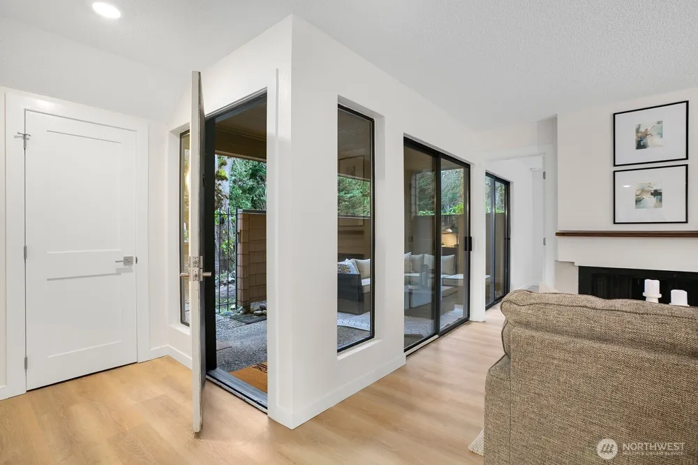11510 NE 128th Street #2 Kirkland, WA 98034