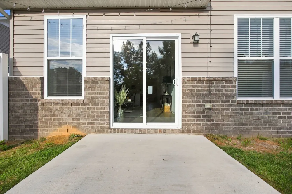 683 Birdie Dr Spring Hill, TN 37174