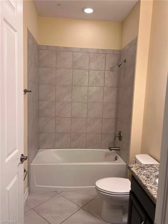 3230 Birchin Lane Fort Myers, FL 33916
