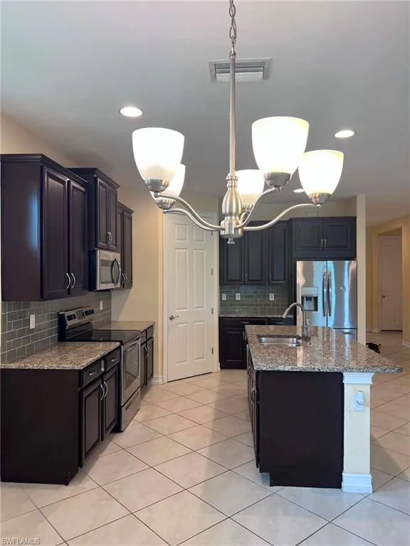 3230 Birchin Lane Fort Myers, FL 33916