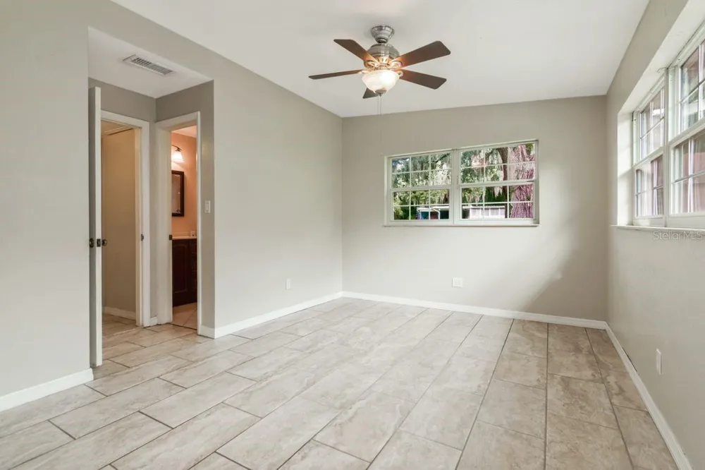 416 BROXBURN AVENUE Temple Terrace, FL 33617