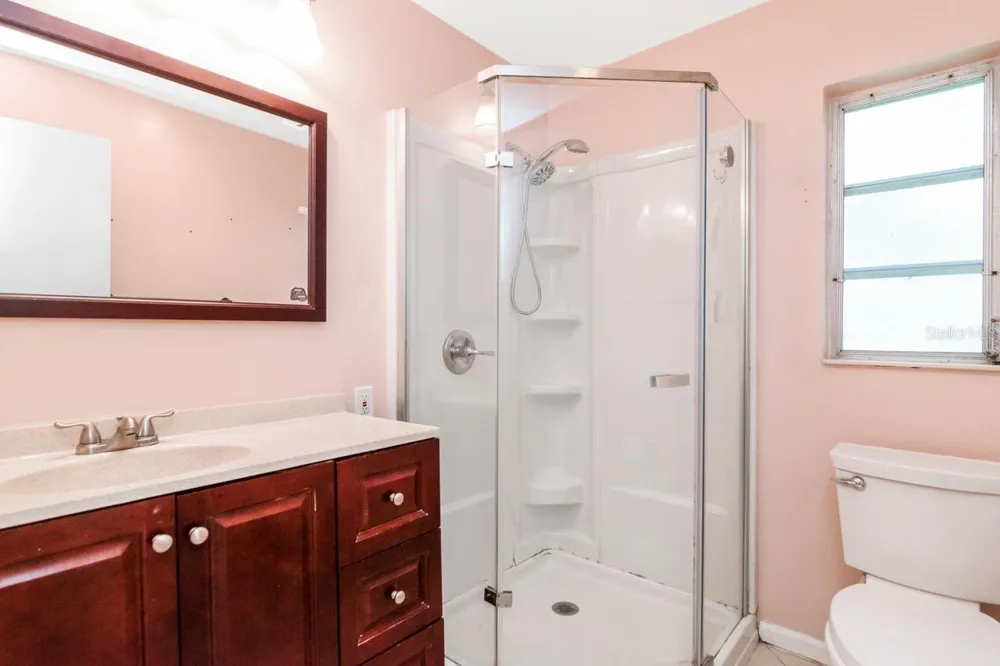 416 BROXBURN AVENUE Temple Terrace, FL 33617