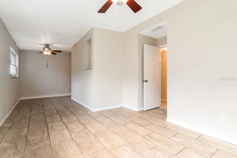 416 BROXBURN AVENUE Temple Terrace, FL 33617