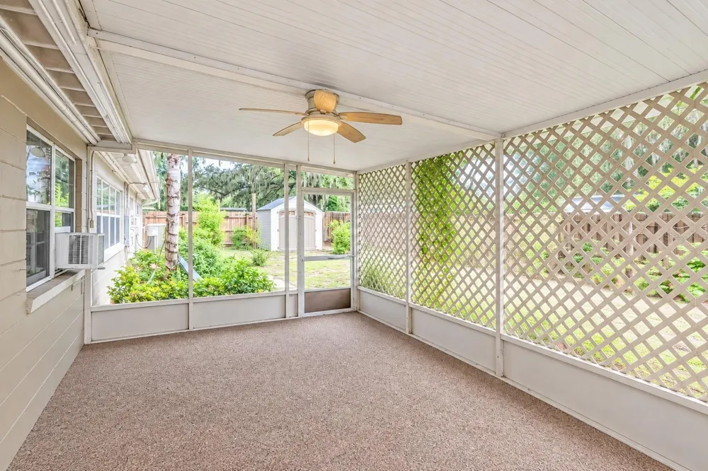 416 BROXBURN AVENUE Temple Terrace, FL 33617