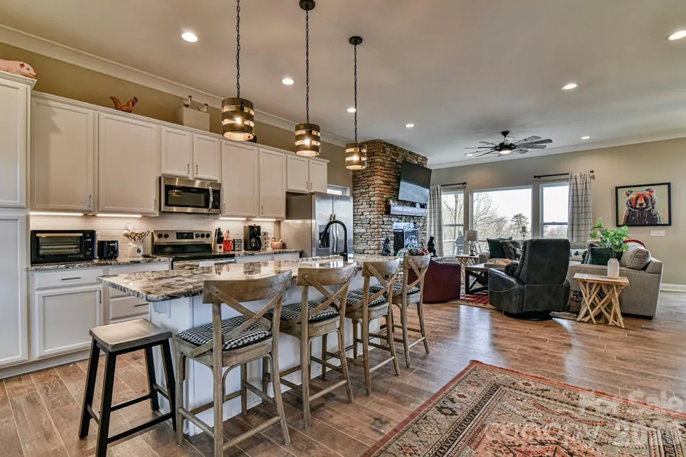 1914 Catawba Falls Parkway Black Mountain, NC 28711