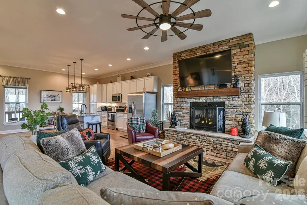 1914 Catawba Falls Parkway Black Mountain, NC 28711