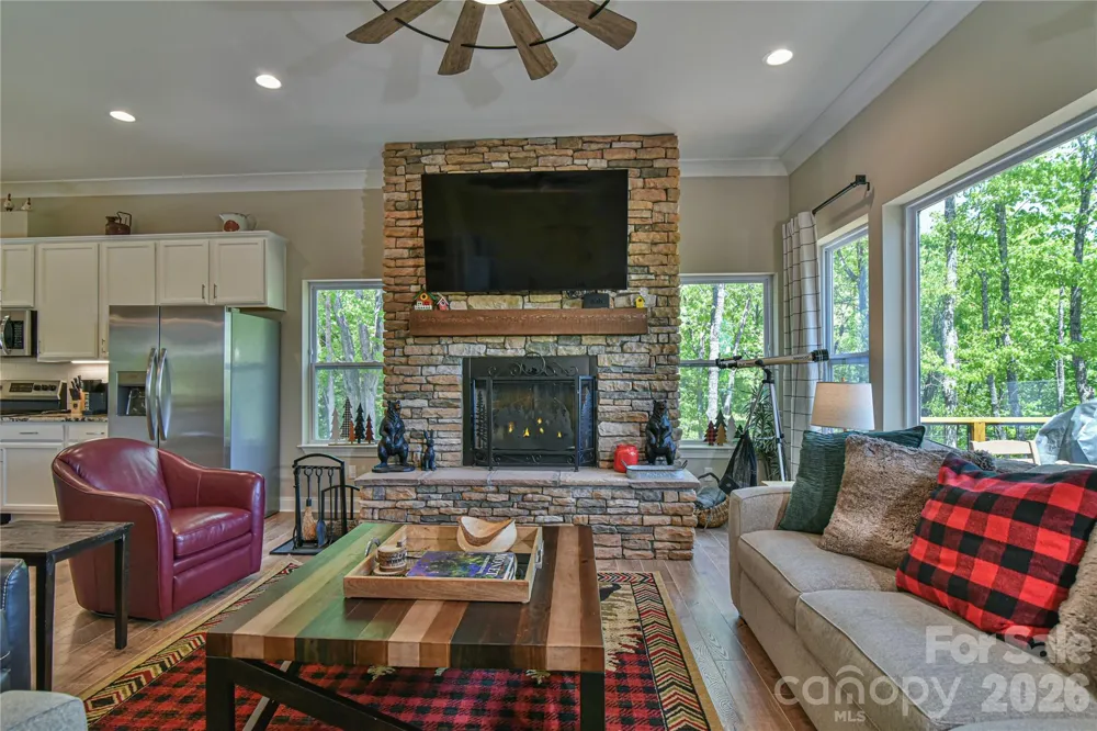 1914 Catawba Falls Parkway Black Mountain, NC 28711