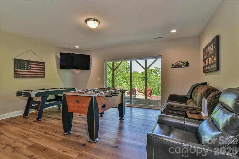 1914 Catawba Falls Parkway Black Mountain, NC 28711