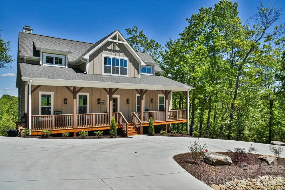1914 Catawba Falls Parkway Black Mountain, NC 28711