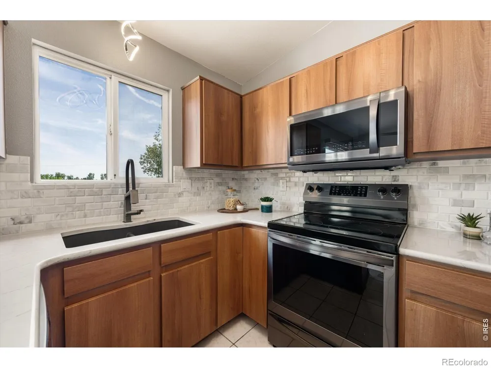 112 Victoria Drive Fort Collins, CO 80525