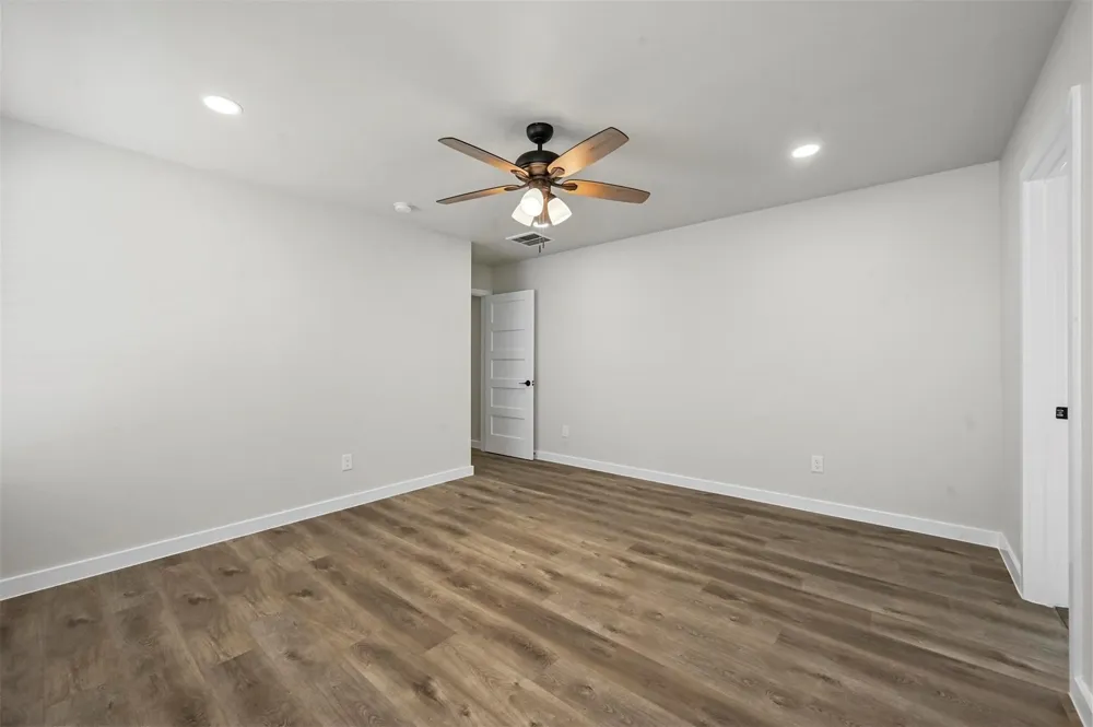 2409 Jeffries Street Dallas, TX 75215