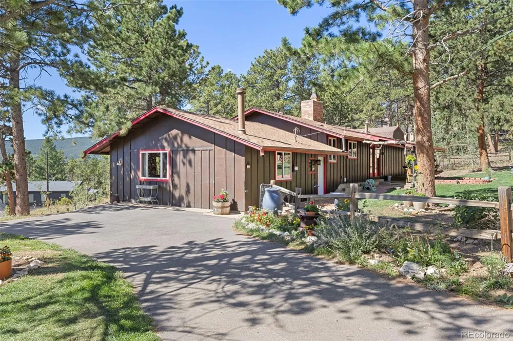 26 Tejas Lane Nederland, CO 80466