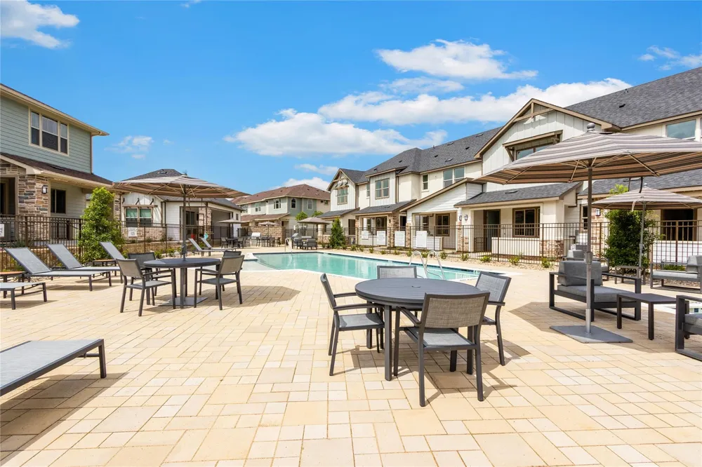5900 Us 287 Arlington, TX 76017