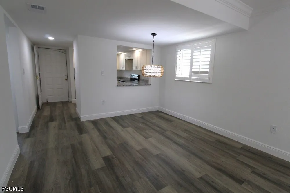 Dublin Circle #101 Fort Myers, FL 33908