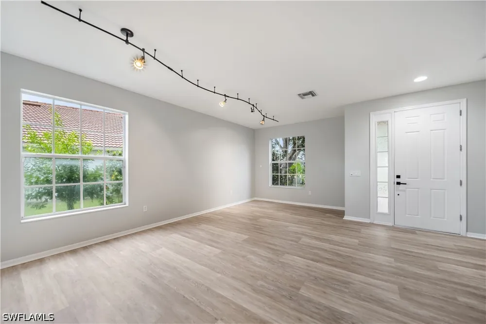 Fairmont Lane Naples, FL 34120