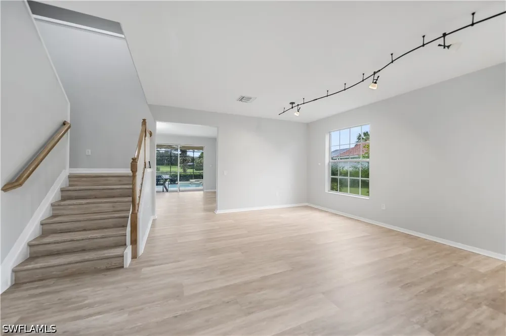 Fairmont Lane Naples, FL 34120
