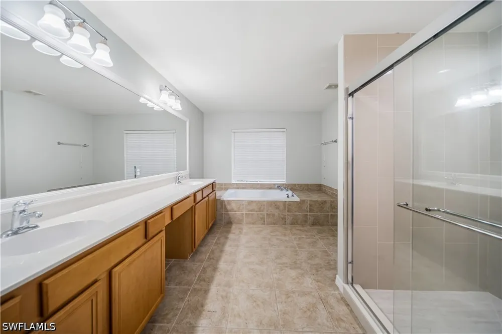 Fairmont Lane Naples, FL 34120
