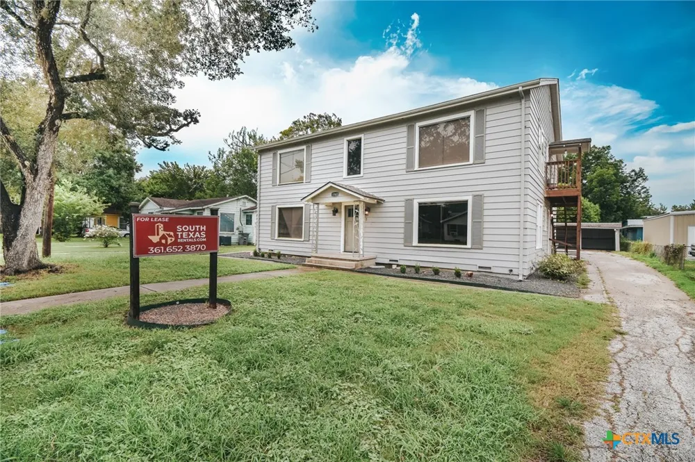 1503 E Virginia Avenue Victoria, TX 77901