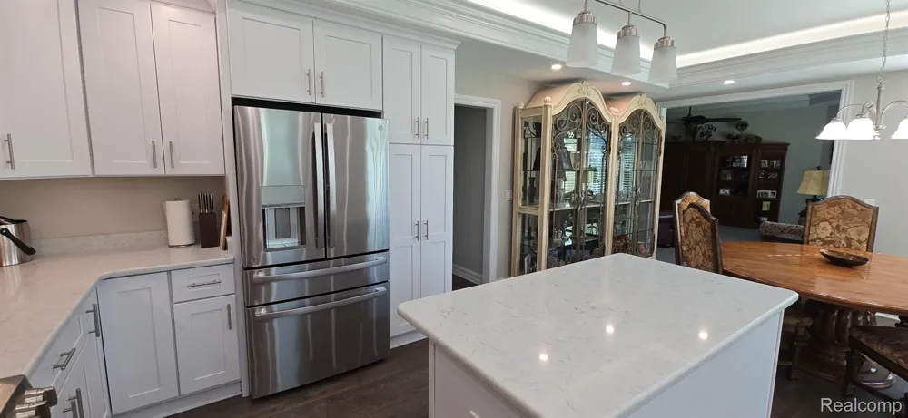 16080 Royal Park Drive S Fraser City, MI 48026