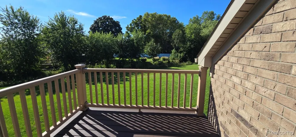 16080 Royal Park Drive S Fraser City, MI 48026