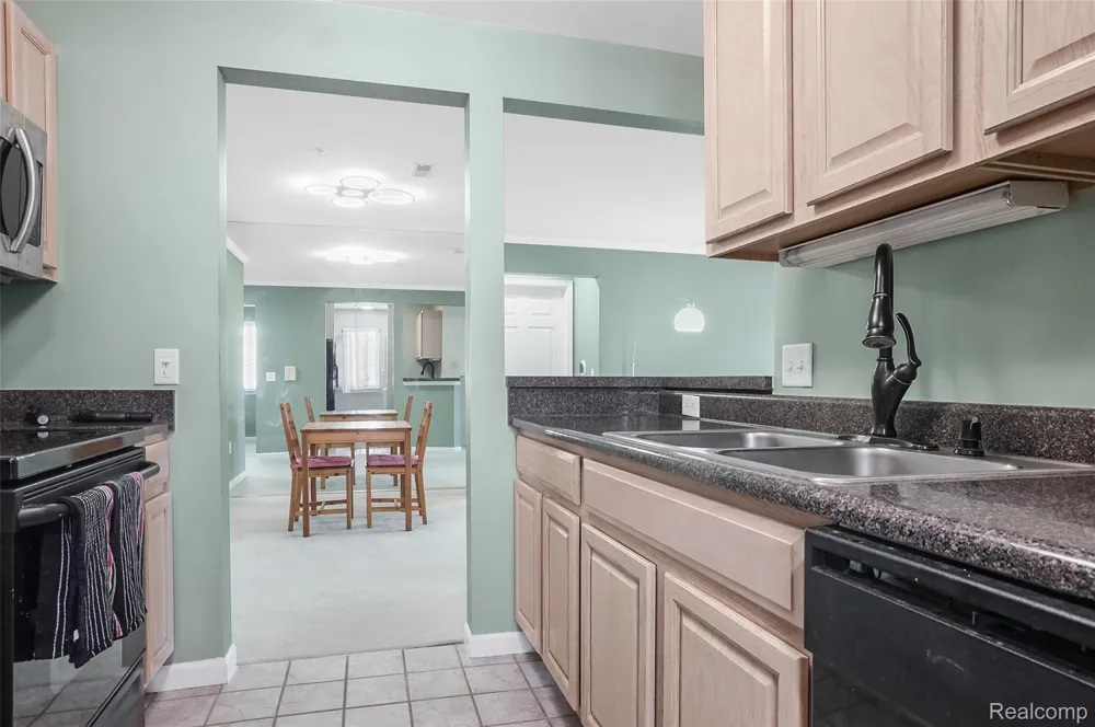862 Amanda Lane Pontiac City, MI 48340