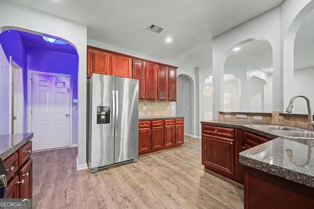 3719 Big Horn CT Ellenwood, GA 30294