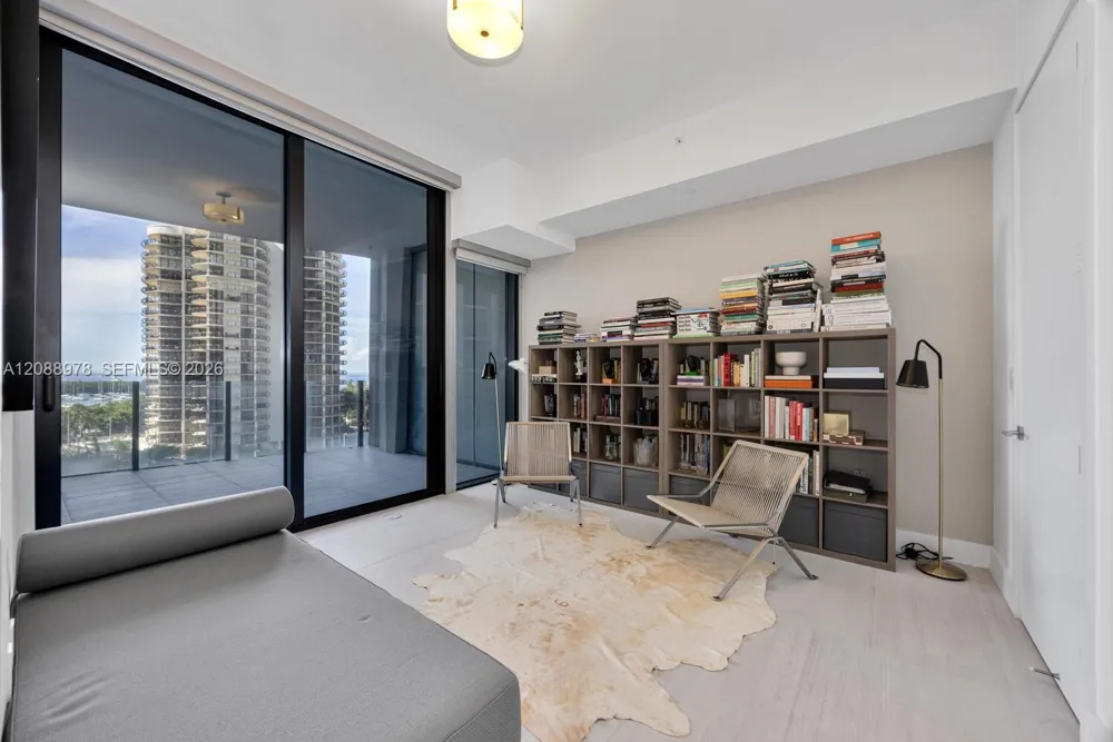 2831 S Bayshore Dr #702 Miami, FL 33133