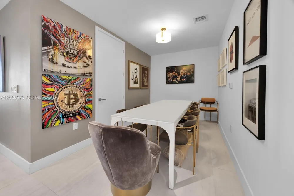 2831 S Bayshore Dr #702 Miami, FL 33133