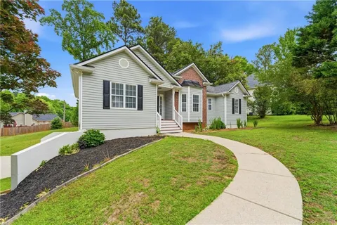 4036 Saint George Walk SW