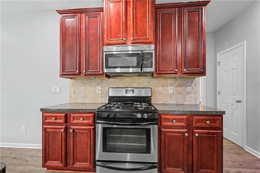 3719 Big Horn Court Ellenwood, GA 30294