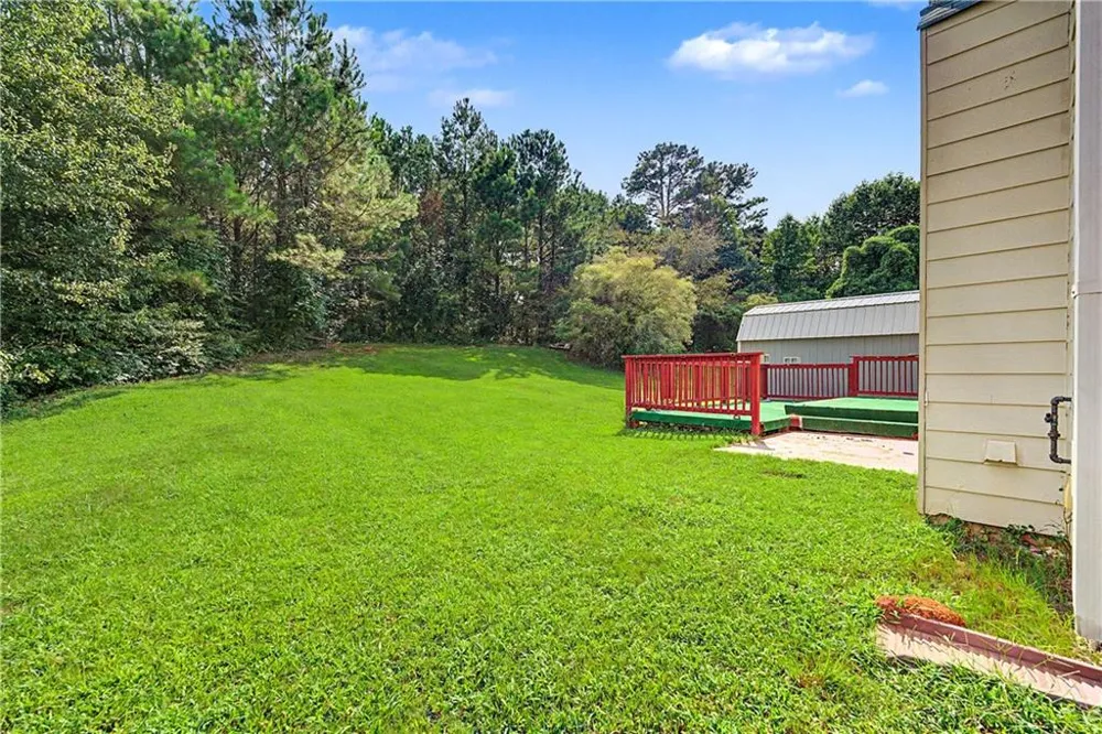 3719 Big Horn Court Ellenwood, GA 30294