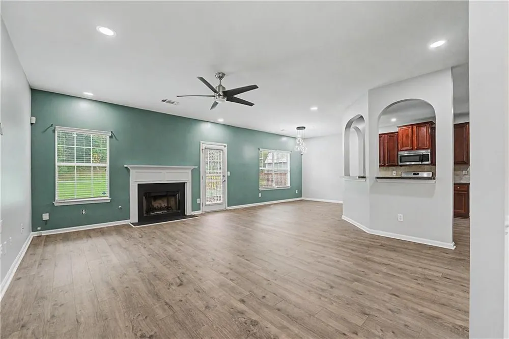3719 Big Horn Court Ellenwood, GA 30294
