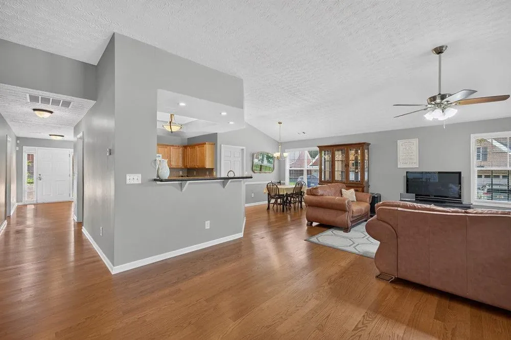 1237 Laurelwood Lane Lawrenceville, GA 30045