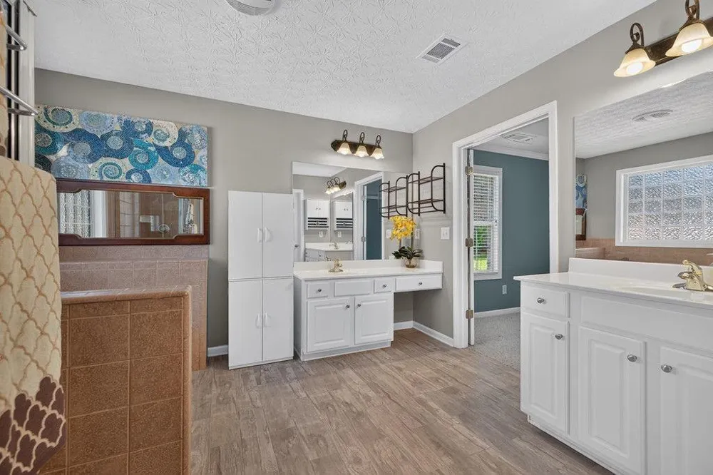 1237 Laurelwood Lane Lawrenceville, GA 30045