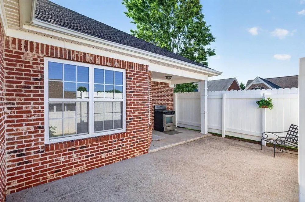 1237 Laurelwood Lane Lawrenceville, GA 30045