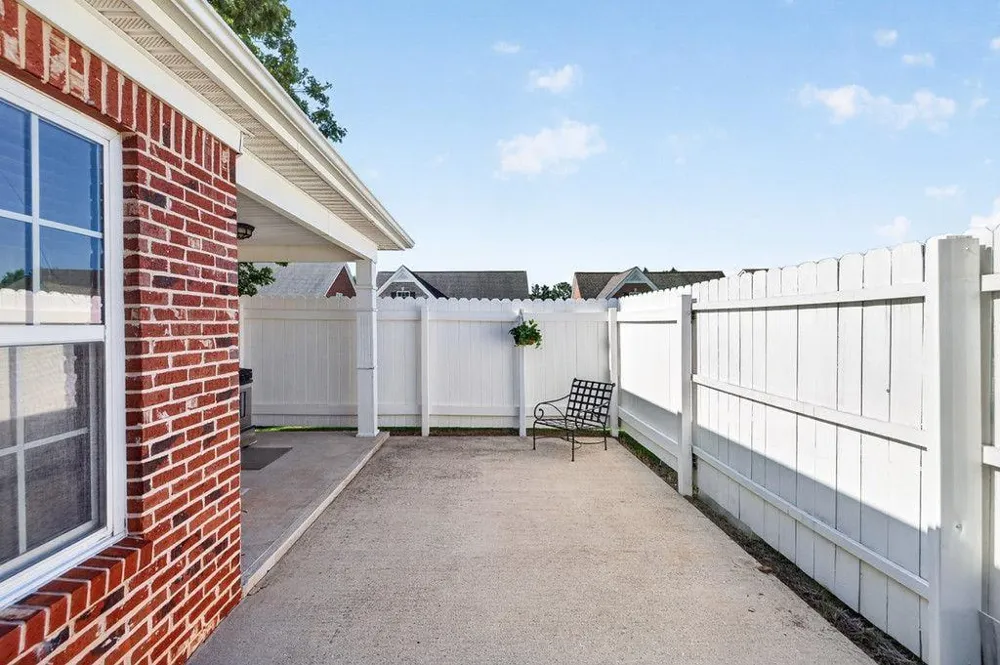 1237 Laurelwood Lane Lawrenceville, GA 30045